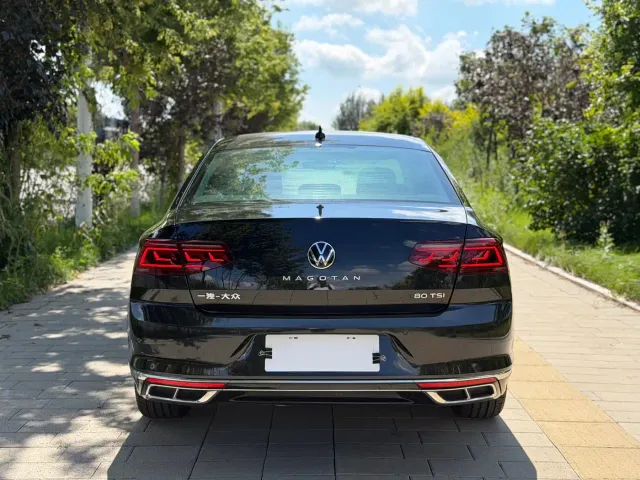 Volkswagen Magotan — Фото автомобиля 21