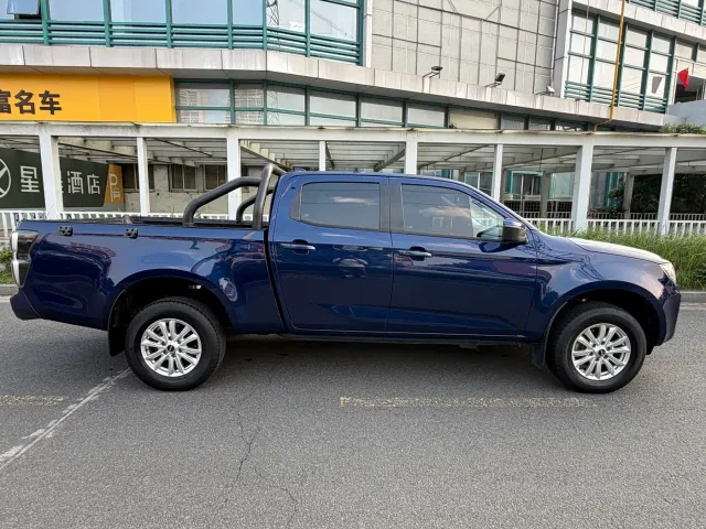 Isuzu Lingtuo — Фото автомобиля 4