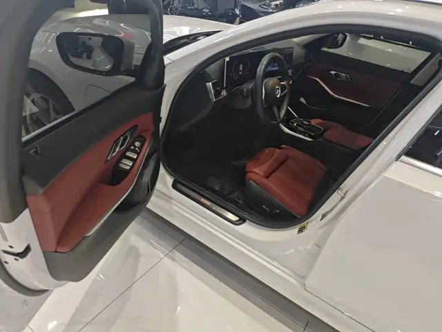 BMW i3 — Фото автомобиля 15