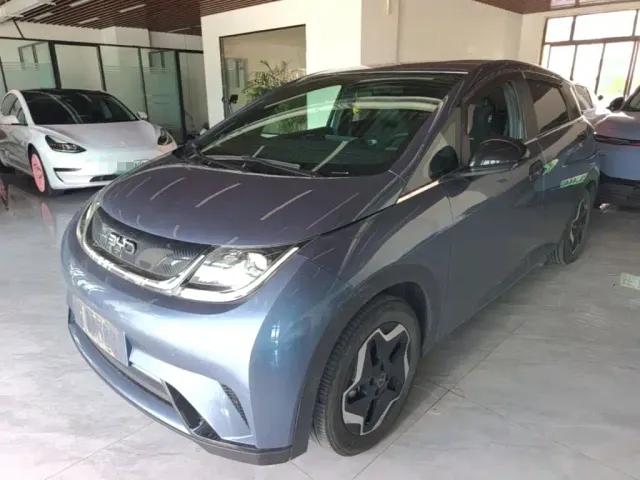 Фотография автомобиля — BYD Dolphin