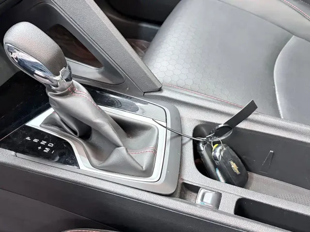 Chevrolet Orlando — Фото автомобиля 15