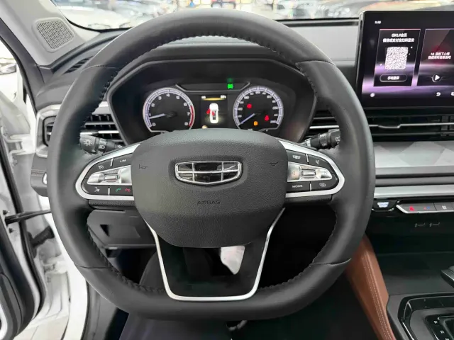 Geely Vision X6 — Фото автомобиля 11
