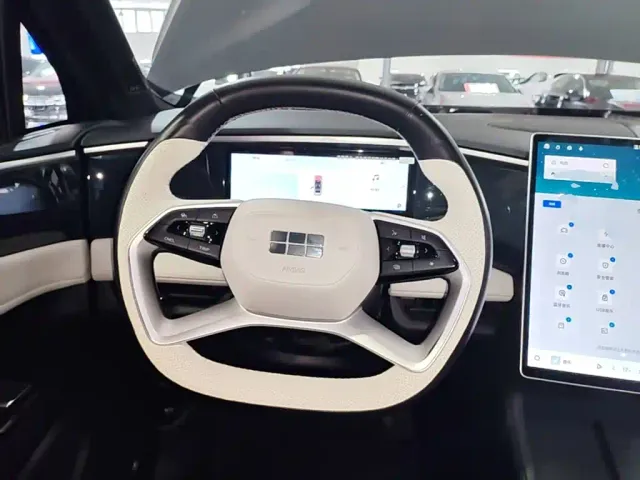 Geely Galaxy L7 — Фото автомобиля 10