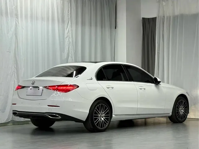Mercedes-Benz C-Class — Фото автомобиля 7