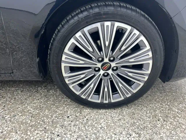 Hongqi H5 — Фото автомобиля 14