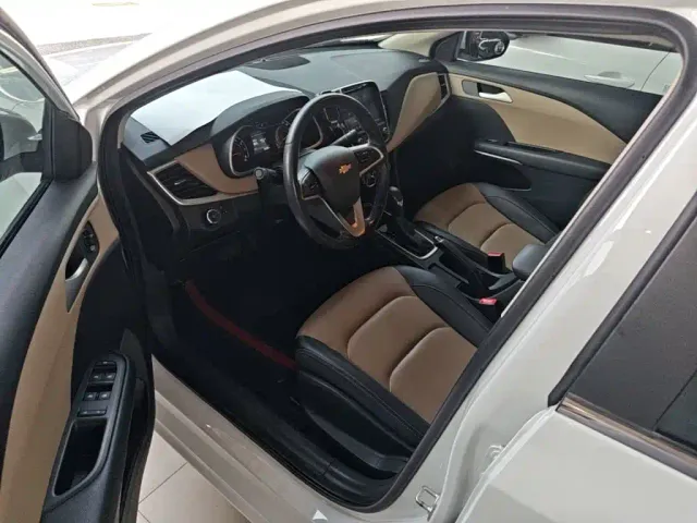 Chevrolet Monza — Фото автомобиля 15