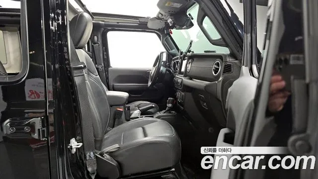 Jeep Wrangler Wrangler (JL) — Фото автомобиля 11