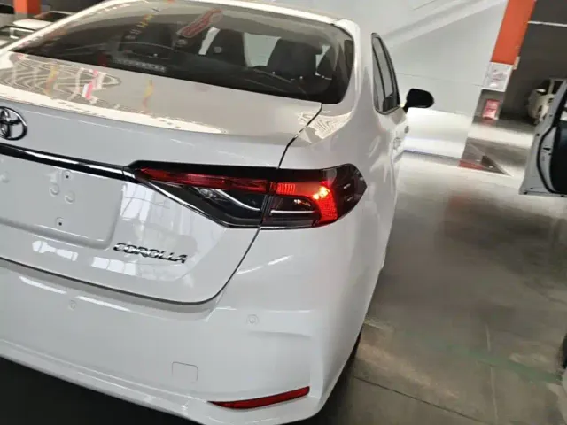 Toyota Corolla — Фото автомобиля 7