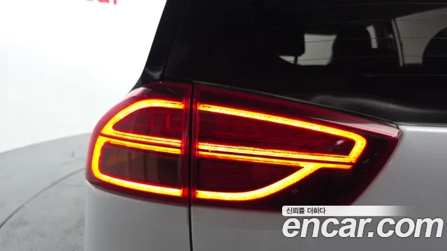 Kia Niro Niro Plus Earth — Фото автомобиля 23