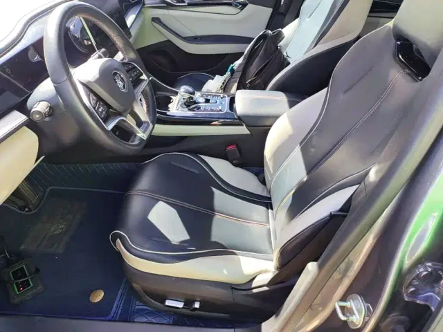 BYD Qin PLUS — Фото автомобиля 14