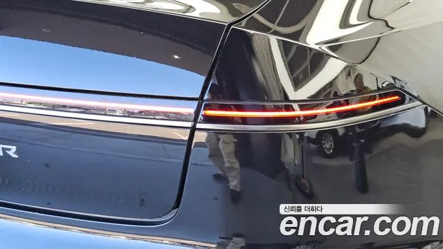 Hyundai Grandeur GN7 — Фото автомобиля 8