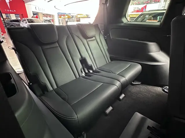 GAC Trumpchi GS8 — Фото автомобиля 25