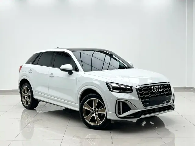 Audi Q2L — Фото автомобиля 3