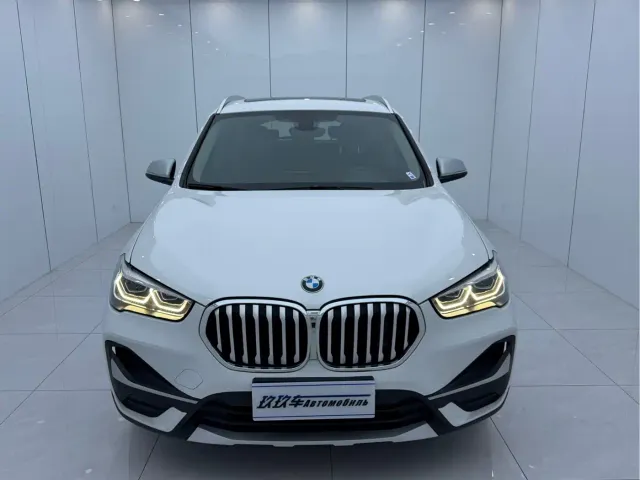 BMW X1 — Фото автомобиля 2