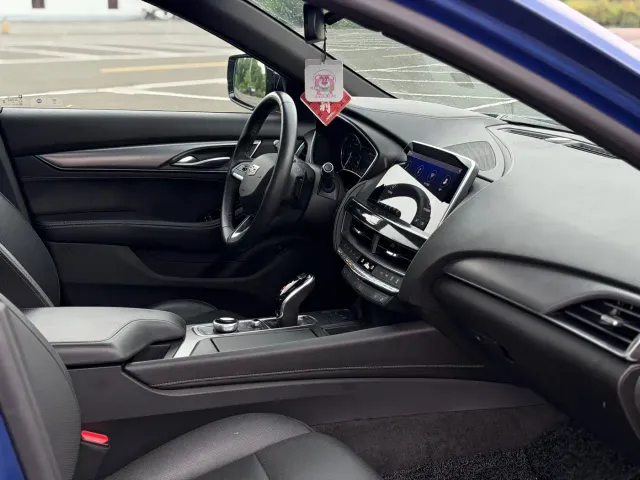 Cadillac CT5 — Фото автомобиля 13