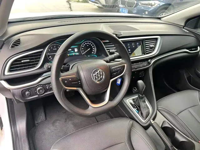 Buick Excelle — Фото автомобиля 6