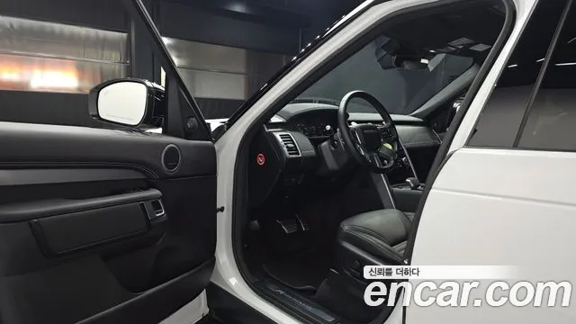 Land Rover Discovery — Фото автомобиля 10