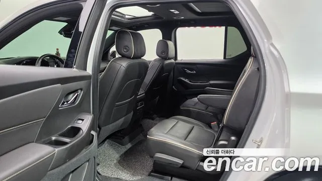 Chevrolet Traverse — Фото автомобиля 11