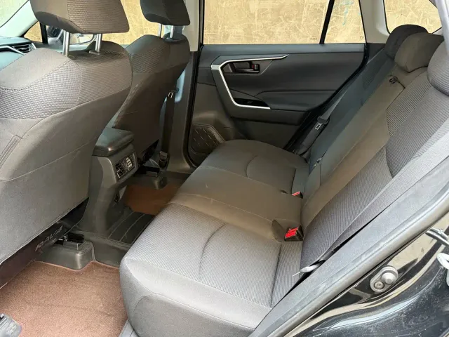 Toyota RAV4 — Фото автомобиля 7