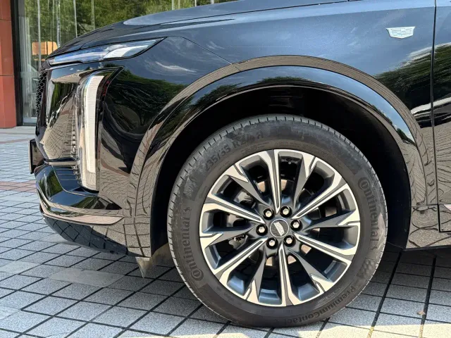 Cadillac XT5 — Фото автомобиля 5