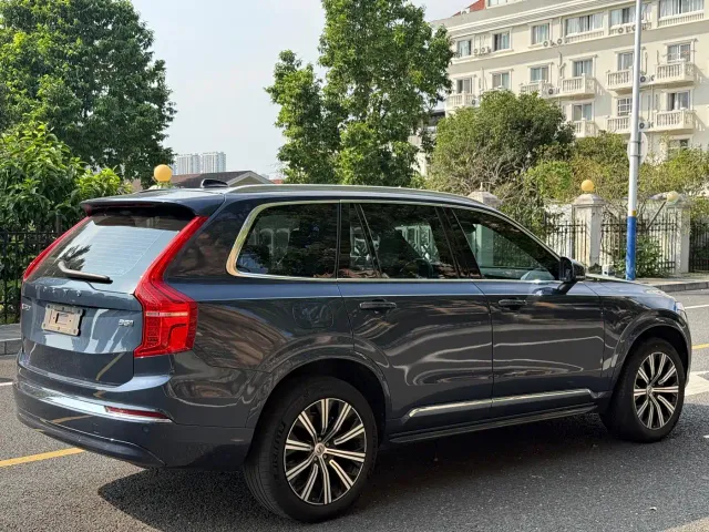 Volvo XC90 — Фото автомобиля 7