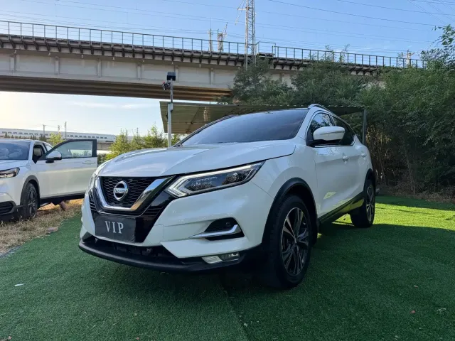 Фотография автомобиля — Nissan Qashqai