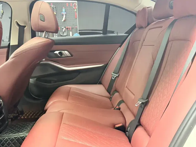BMW 3 Series — Фото автомобиля 15
