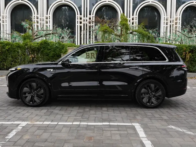 Li Auto L9 — Фото автомобиля 8