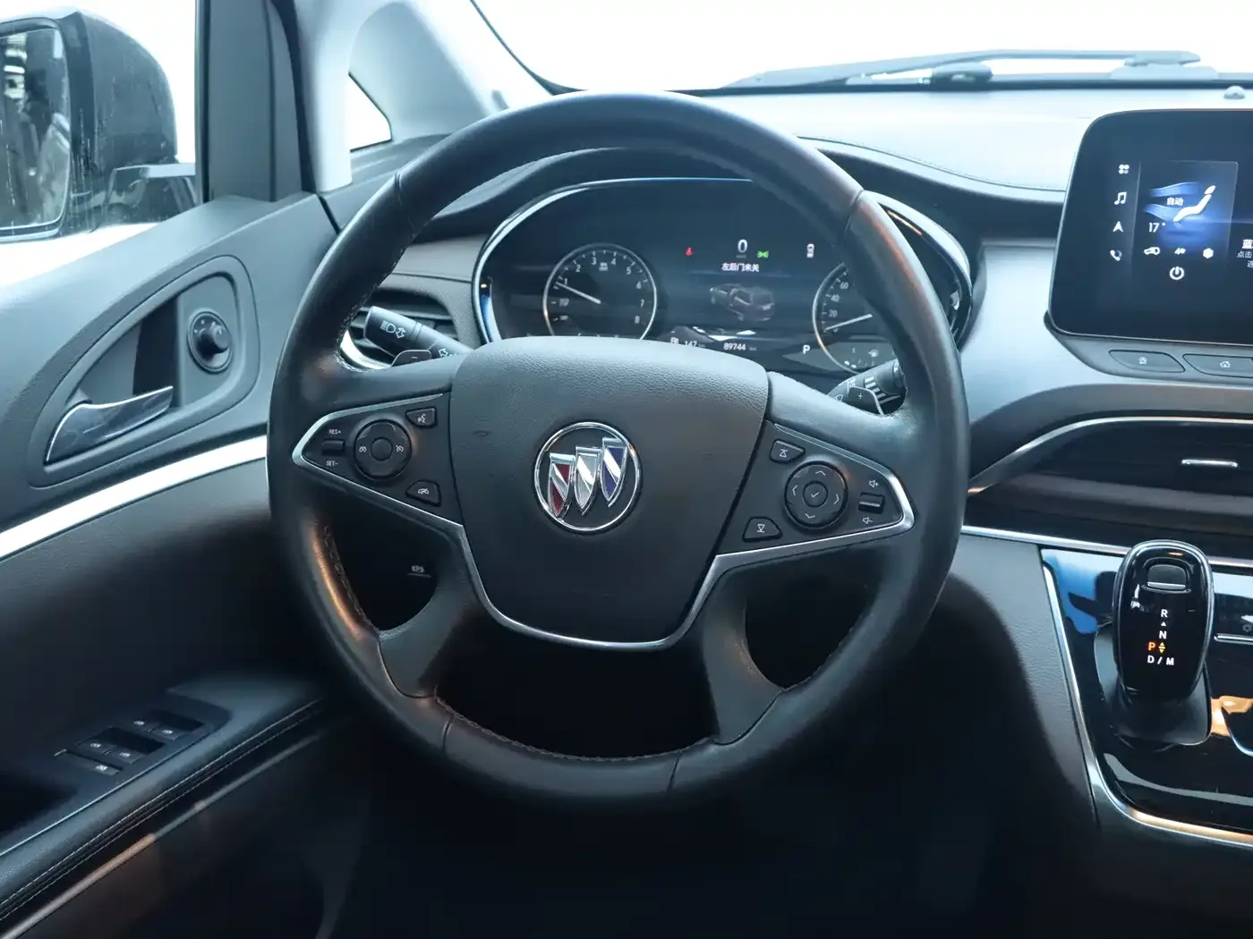 Buick Buick GL8 2022 Land Business Class 652T Luxury — Фото автомобиля 18