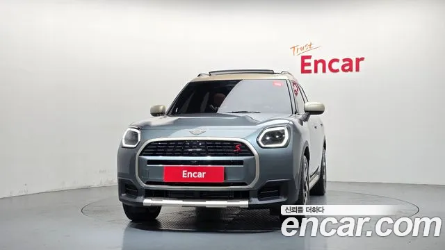 MINI Countryman 3rd Gen — Фото автомобиля 3