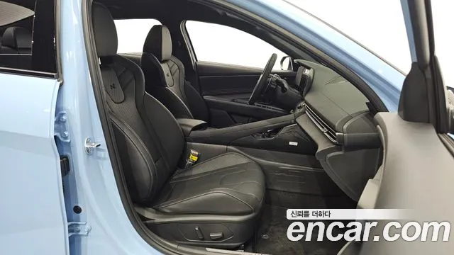 Hyundai AVANTE — Фото автомобиля 10