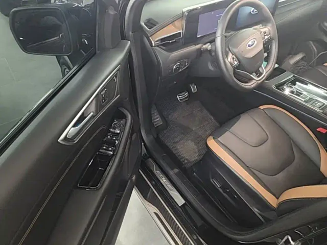 Ford Edge — Фото автомобиля 15