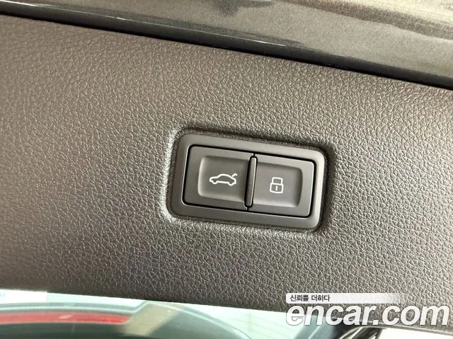 Audi Q7 55 TFSI quattro Premium — Фото автомобиля 18