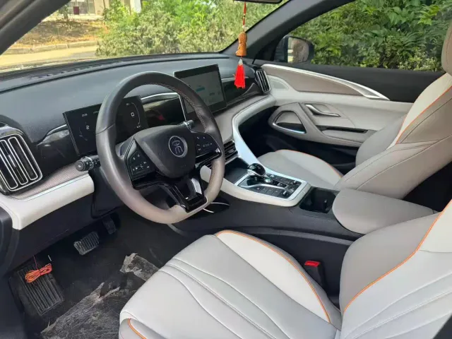 BYD Song Pro — Фото автомобиля 5