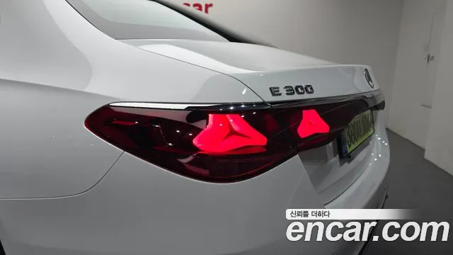 Mercedes-Benz E-Class W214 — Фото автомобиля 23