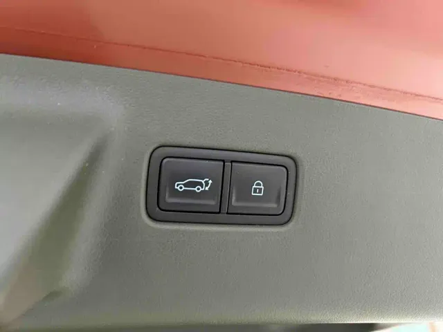 Hyundai Santa Fe — Фото автомобиля 24