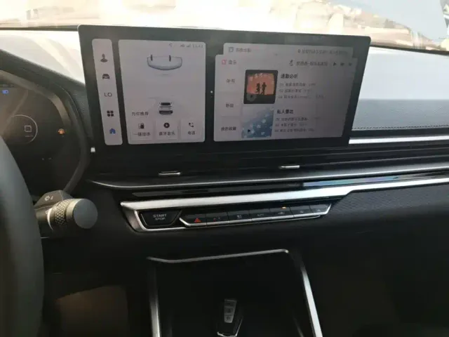 Geely Emgrand — Фото автомобиля 12