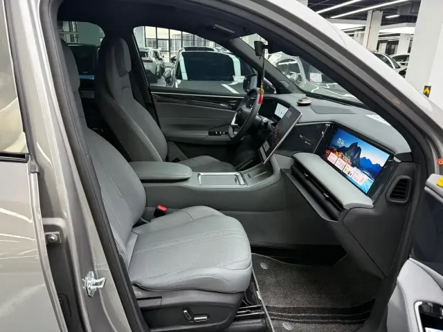 Geely Galaxy L7 — Фото автомобиля 12