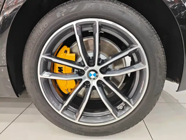 BMW 5 Series — Фото автомобиля 19