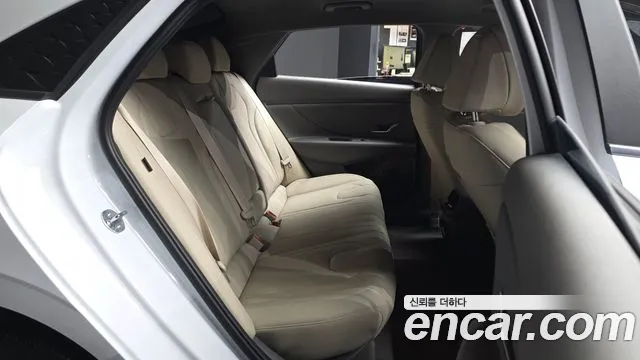 Hyundai Avante — Фото автомобиля 18