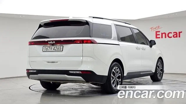 Kia Canival Carnival 4 поколение 9 мест Prestige — Фото автомобиля 2