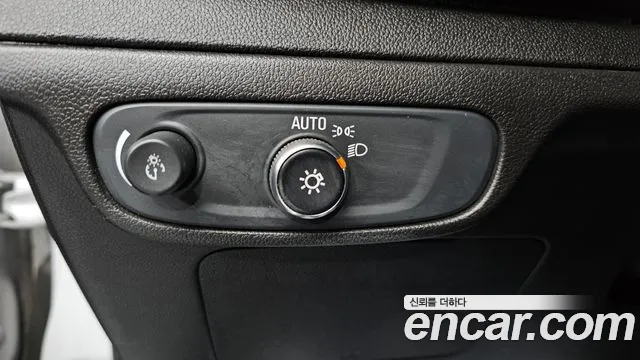ChevroletGMDaewoo Bolt EV Bolt EV EV Premier — Фото автомобиля 19