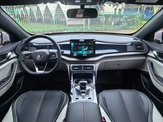 BYD Qin PLUS — Фото автомобиля 10