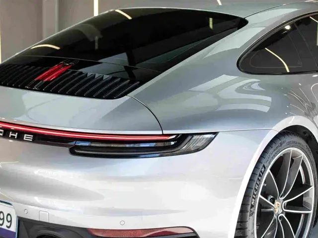 Porsche 911 — Фото автомобиля 8