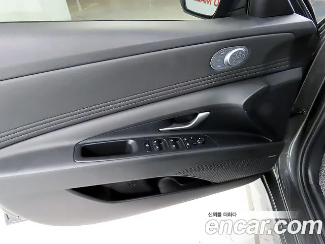 Hyundai Avante CN7 — Фото автомобиля 12