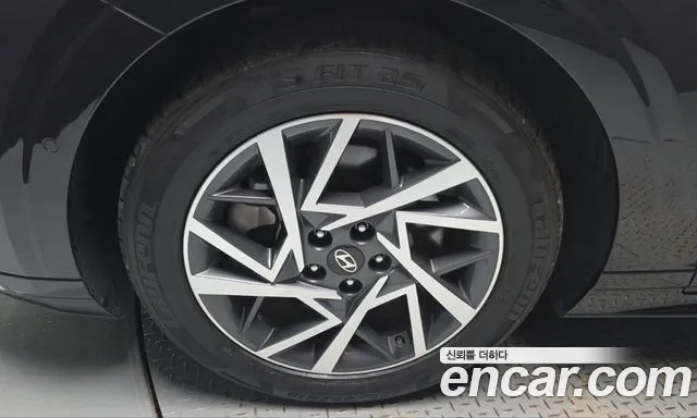 Hyundai Grandeur GN7 — Фото автомобиля 5