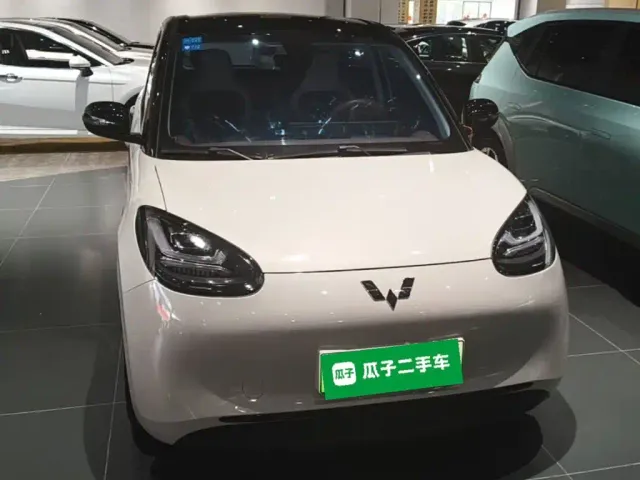Wuling Bingo — Фото автомобиля 2