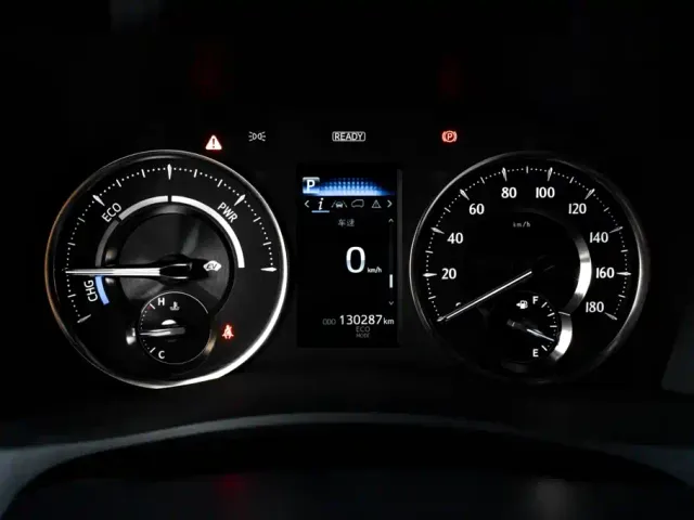 Lexus LM — Фото автомобиля 13
