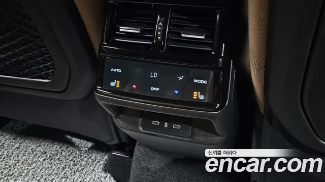 Renault-KoreaSamsung Grand Koleos Grand Koleos — Фото автомобиля 16