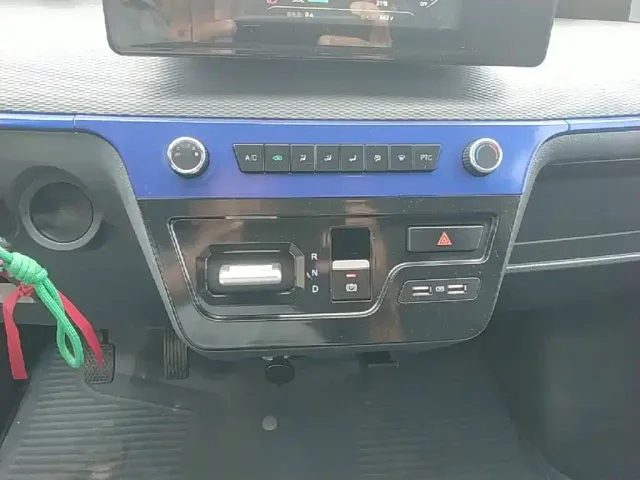 Dongfeng Yufeng EM27 — Фото автомобиля 8
